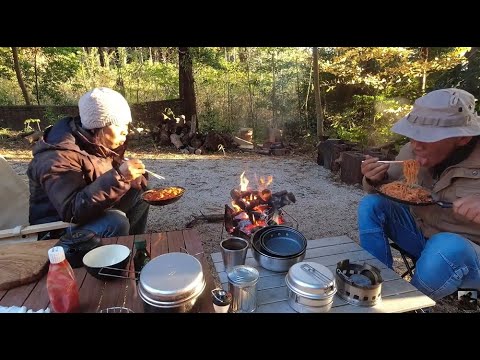 二人キャンプ！キャンプの朝は「ナポリタン」朝から油ものでも大丈夫な二人 キャンプ飯