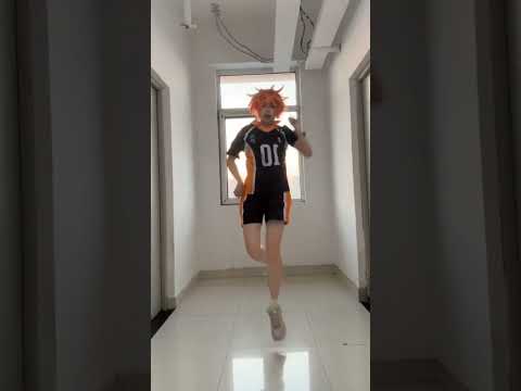 最喜欢日向翔阳的笑容啦，虽然这次跳的很不理想#梓樱酱 #dance #踊ってみた #日向翔陽コスプレ #ooc #eveniftheworldendstomorrow #ハイキュー #haikyuu