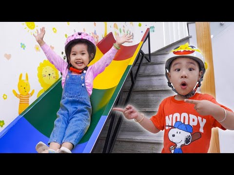 Annie and Jolie with Stair Slide Adventure Safety and Sharing _ A Lesson for Kids