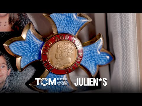 Julien's Auctions & TCM: Joan Plowright | D.B.E. Medals in Case with Photo