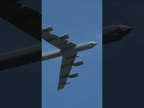 USAF B-52 Flyover - EAA AirVenture 2023