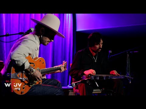 Hermanos Gutiérrez - "Desert Medley" (Live at The Loft at City Winery)