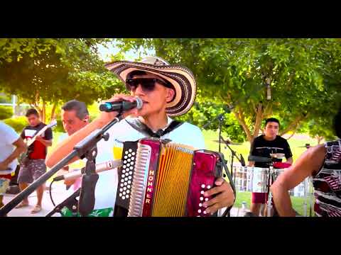 Baila Mi Rumba - Gabino y Su Banda Chicha Ft La Super Luz Roja De Micky Monroy (2023)