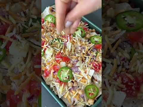 nachos meet indian street food in these papdi chaat nachos #easyrecipes #indianfood