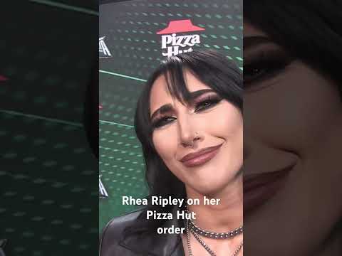 Rhea Ripley on her @pizzahut order. #wwe #pizza #wrestling