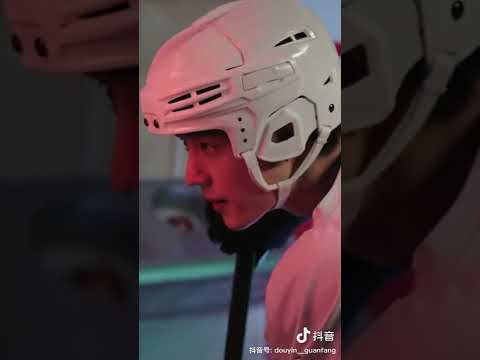 220125 Douyin uploaded new BTS video: Xiao Zhan in hockey gear ♥️