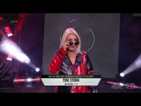 Toni Storm Entrance: AEW Dynamite, May 11, 2022