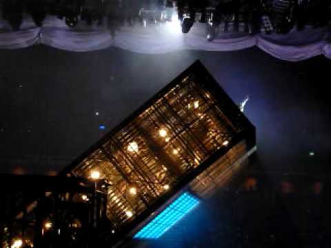 郭富城 Aaron Kwok De Show Reel Live In Concert 09 [30 May 2009] 旋转舞台1