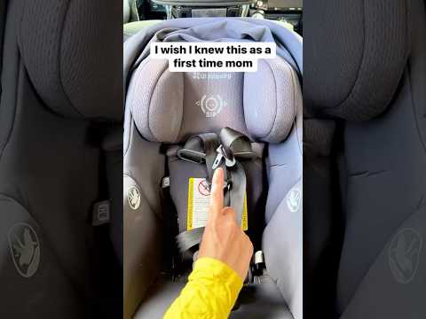 How to hold straps open while putting in baby #baby #carseat #mom #cutebaby