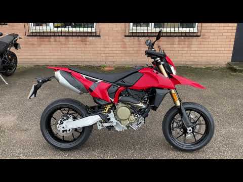 2024 HYPERMOTARD 698, 173 MILES - WALKAROUND - COMPLETELY MOTORBIKES