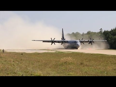 C-130J Hercules Makes Emergency Landing on Dirt Runway in Mission to Deliver Humvee