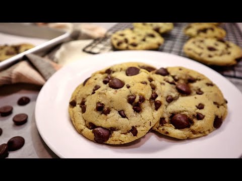 Easy BUTTERLESS Chocolate Chip Cookies | Small Batch Cookies Recipe