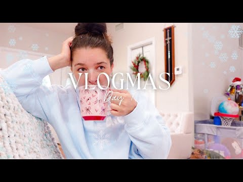 I Started Spotting, Running Out, & Catching Up | Vlogmas Day 7