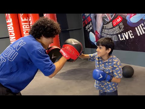 Kunali Ko Boxing Karni hai 😲