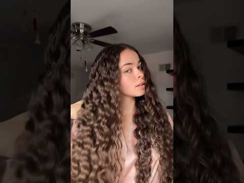 unbraiding after 48 hours!! #heatlesshairstyle #heatlesswaves #dutchbraids #longhair #hairtutorial