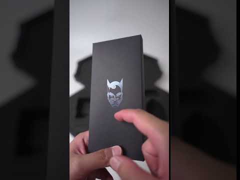 Bahala na si Batman ROG Phone 6 Batman Edition now available at ROG Stores near you!