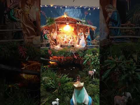 La Adoración a El Niño Dios en la Noche de los Nacimientos en San José Miahuatlán es tan espiritual