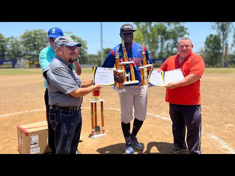 Carlos Alfaro León - MÁS SOFTBALL EN ENEL CENTRAL