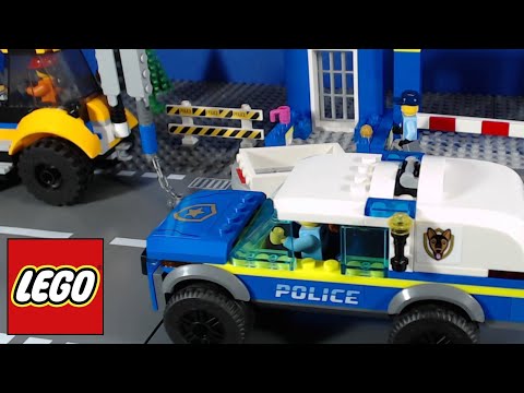 LEGO City Police Station and Robbers Chase 2 60370