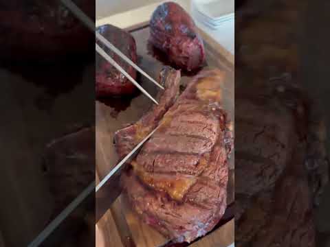 Cote de Boeuf slipping the bone by Tasty Food #viral #shorts #shortvideo #food #meatlovers