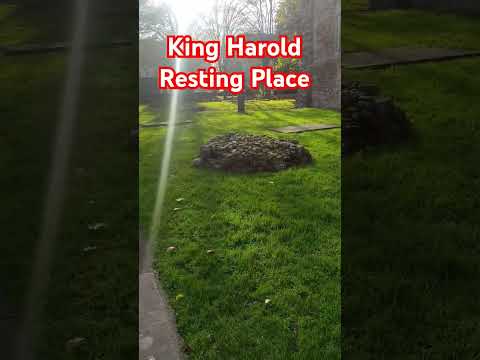 King Harold's resting place Waltham Abbey #travel #londonlandmark #kingcharlesiii #king #1066