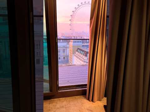 Imagine arriving in London and this is the view from the hotel room 🤩🤯🫶🏻 #hotel #london #bigben