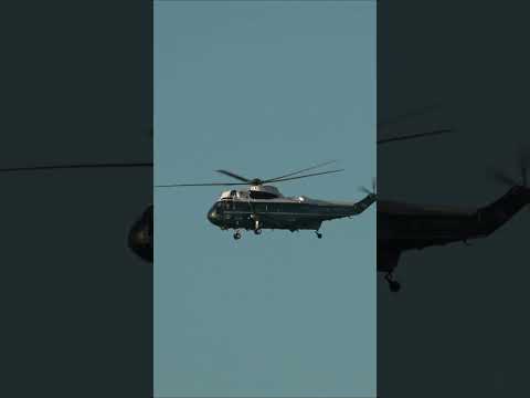 Marine One departure at Chicago O'Hare Airport