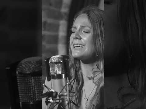 Alli Mattice Band - Little Red Bird (Live at SF)