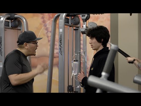 Selling Steroids in the Gym Prank!