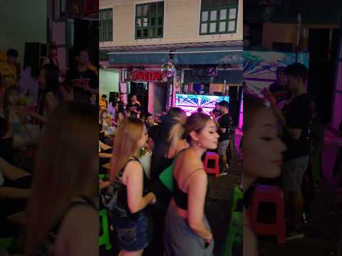 Bangkok Nightlife | Khaosan road #bangkoknightlife #khaosanroad #phuketnightlife