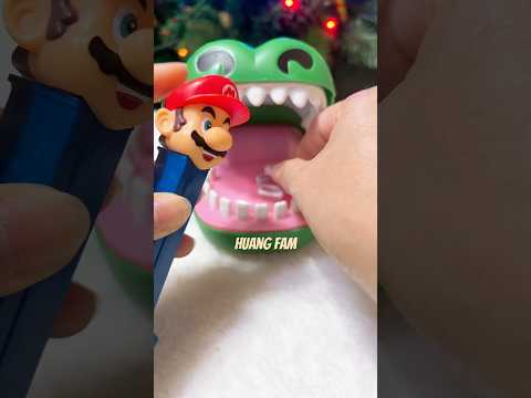 CROCODILE DENTIST EATING CANDY WITH SUPER MARIO