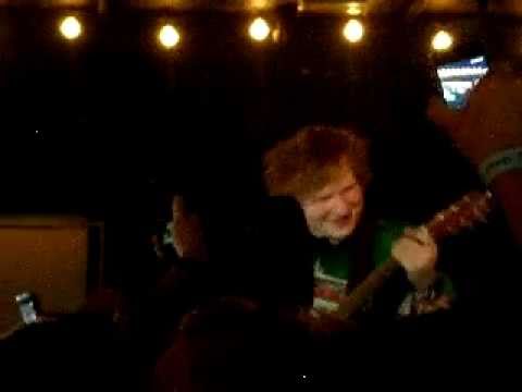 Ed Sheeran - Make You Feel My Love (Live)