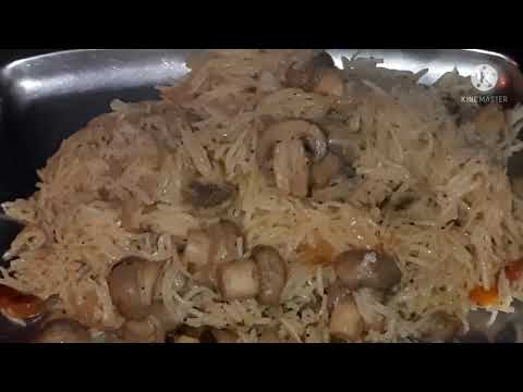 try verydelicious😋healthy mushroom🍄biryani in the pressurecooker in a simplest way||TheIndiancooktop