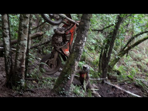 Enduro Infiesto - Best of Day 2 | Slippery MUD Party