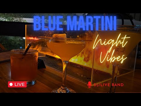 Blue Martini Ladies Night in Brickell, Miami.  Plus Size Outside!