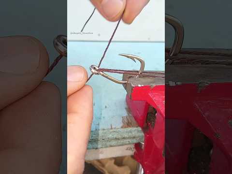 Amazing fishing knot skills. The best way to tie a hook to a fishing line #shorts #fishing #tips