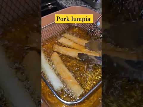 Frying pork lumpia #foodie #asmr #asmrsounds #panlasangpinoy #pinoyfood