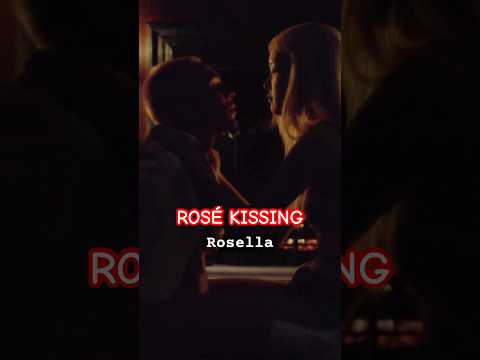 Rosé kissing 😽😭💖 #blackpink #rosé #roséblackpink #kiss #love #shorts #fyp