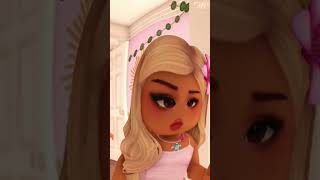 SIERRA GOT CAUGHT DOING EMBARRASSING TIKTOK DANCES😲 #roblox #bloxburg #bloxburgrp #roleplay #tiktok