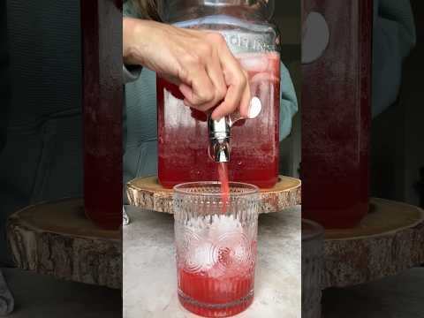 Strawberry Punch with Jello! The most refreshing summer drink that is only 4 ingredients.