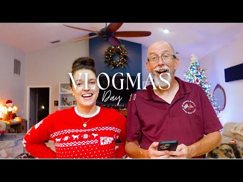 Back To The Doctor, Wrapping Gifts, & Christmas Walks| Vlogmas Day 10