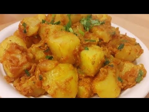 Dhaba style Aloo Dam recipe |कचौरी में खाए जाने वाले सब्जी की रेसिपी#aloodam#rasoieworld