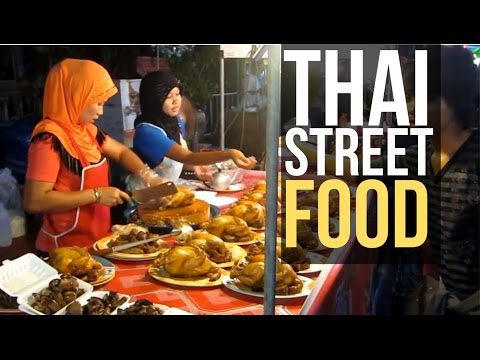 Fantastic STREET FOOD in Thailand! (2019) My dinner today 2. Sooo much good food in one place!!!