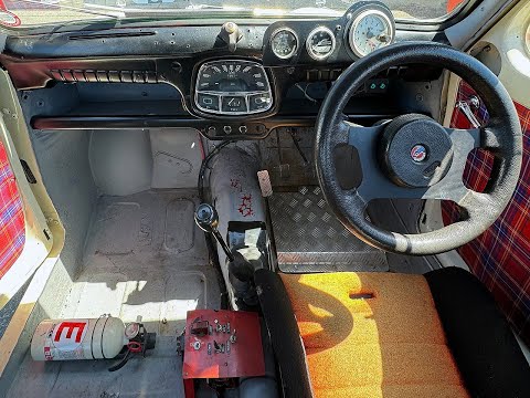 Austin A35　年式不明　レースカー　　内装