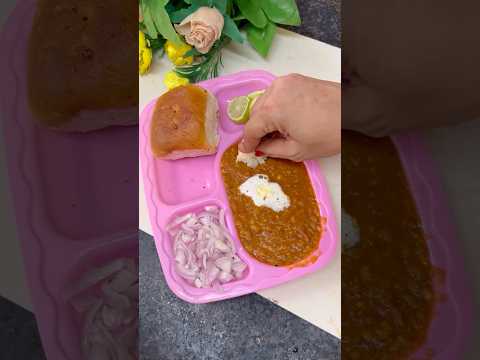 One pot sprouts  pav bhaji |#shorts #shortcreator #indianfood #streetfood #trending #viralshort #yts