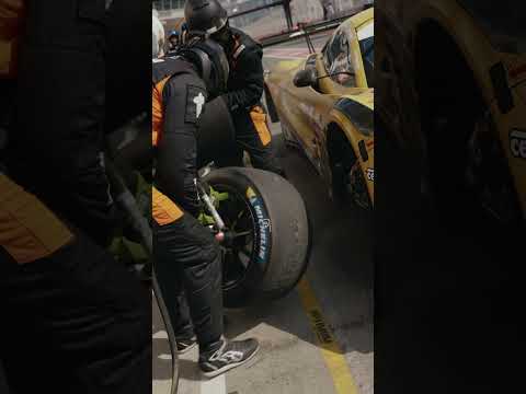 I could watch slow mo pitstops all day