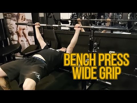 Wide-Grip Bench Press /Gladiator Training Program