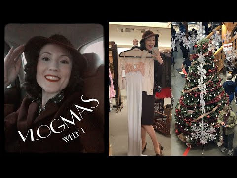 Vlogmas Week 1 20204: Decorating For Christmas And Antique Shopping | Carolina Pinglo