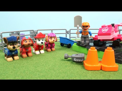 パウ・パトロールおもちゃ 3階建てライバールタワーのブロック建設作業！メガブロック Paw Patrol