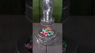 Candy vs. 150 ton hydraulic press 🫣 #hydraulicpress #crushing #satisfying #viral